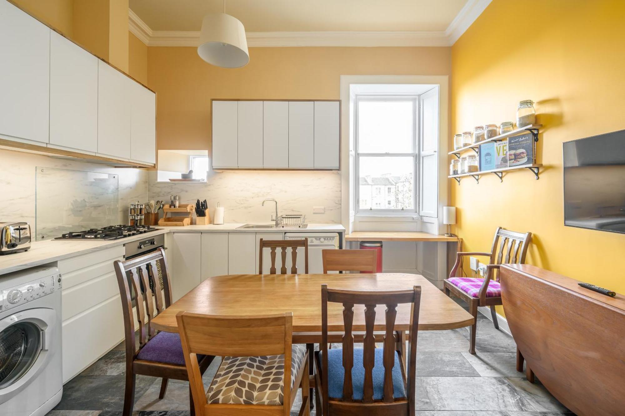 5-Br 3-Bth Newington Apartment - Modern & Spacious 에든버러 외부 사진
